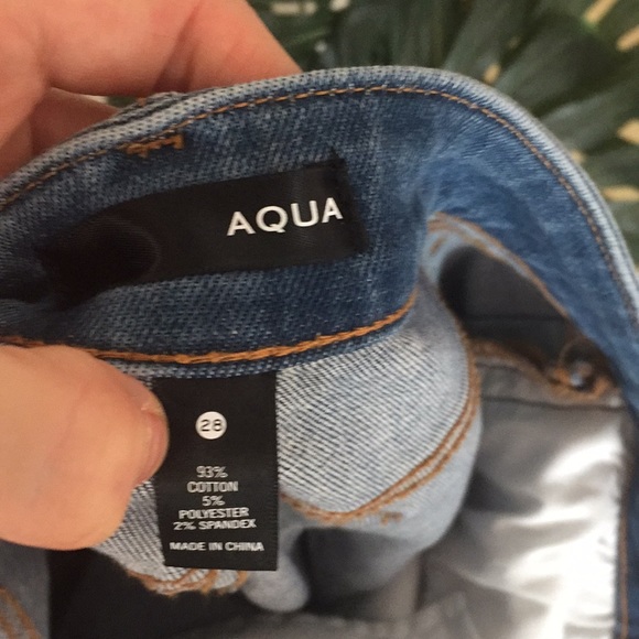 AQUA - Picture 4 of 4